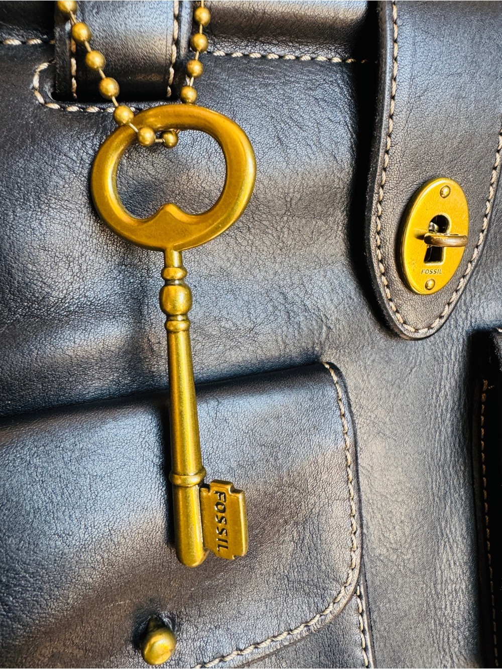 Rare Heritage Collection Vintage Fossil Black Leather Turn Lock Satchel w/ Key 🖤 - Picture 10 of 15